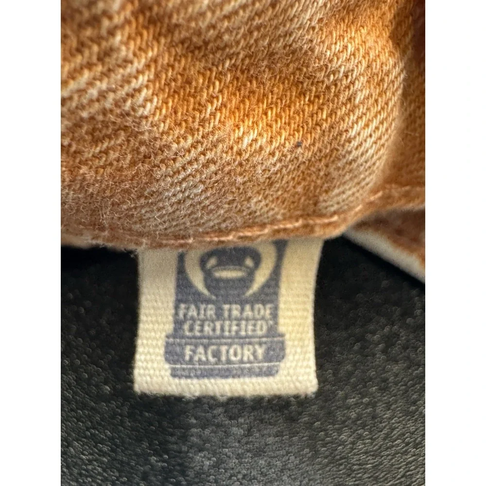 Universal Thread embrace sun